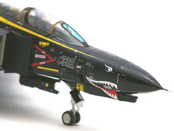 F-4EJ改 スーパーファントム 8SQ ブラックパンサー」 （とっしー