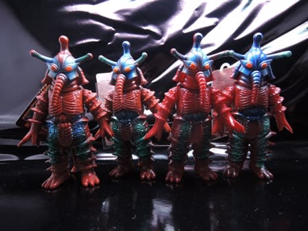バンダイ 商品・サービスサイト | ウルトラ怪獣シリーズ19