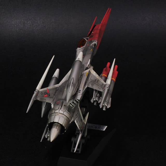 バンダイ 1/72 宇宙戦艦ヤマト2199 コスモゼロ α2 完成品