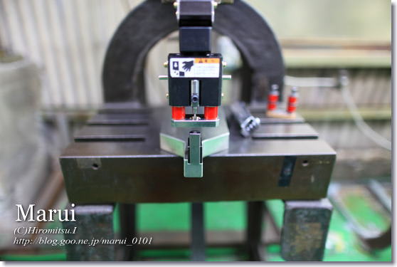 精密板金で使うケトバシという機械について - 精密板金の丸井 精密板金で使うケトバシという機械について - 精密板金の丸井