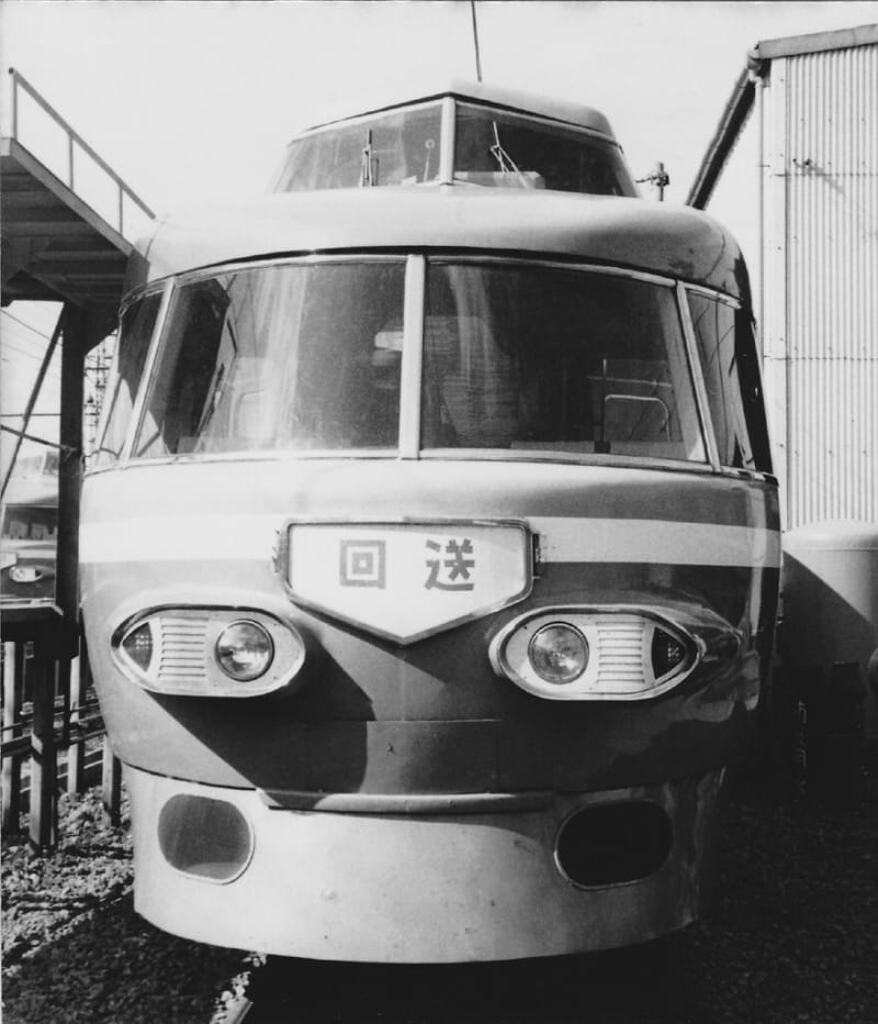 小田急ロマンスカーの正面顔（3100形NSE車） - 新 はーさん