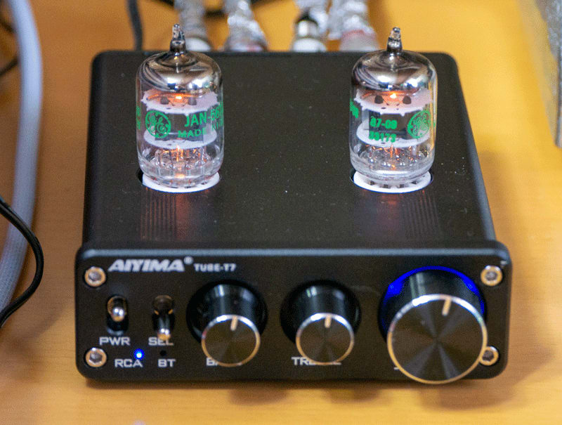 意外と難しいフルアコの音色をLUX KIT A3500で聴く、懐かしい 意外と難しいフルアコの音色をLUX KIT A3500で聴く、懐かしい