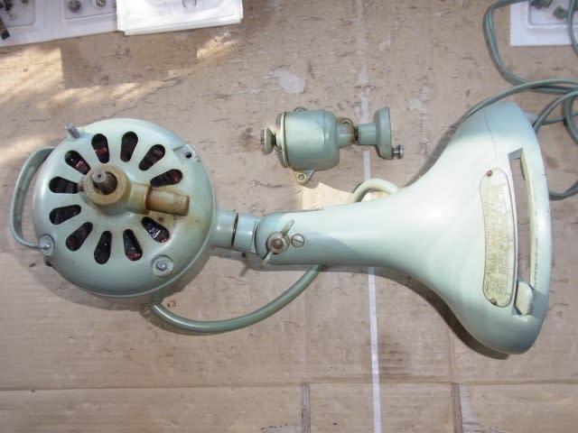 Yahoo!オークション - 昭和レトロ 東芝 扇風機 ADF-30R-1