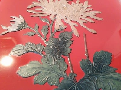 琉球漆器堆錦菊花紋手堤重 - 遅生の故玩館ブログ