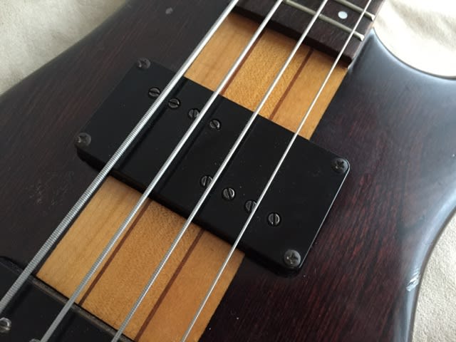 Ibanez / MC888 - on Bass+ Ibanez / MC888 - on Bass+