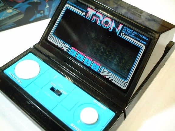 3D立体グラフィックゲーム・宇宙壮絶戦車戦・トミー - 80年代Cafe 3D立体グラフィックゲーム・宇宙壮絶戦車戦・トミー - 80年代Cafe