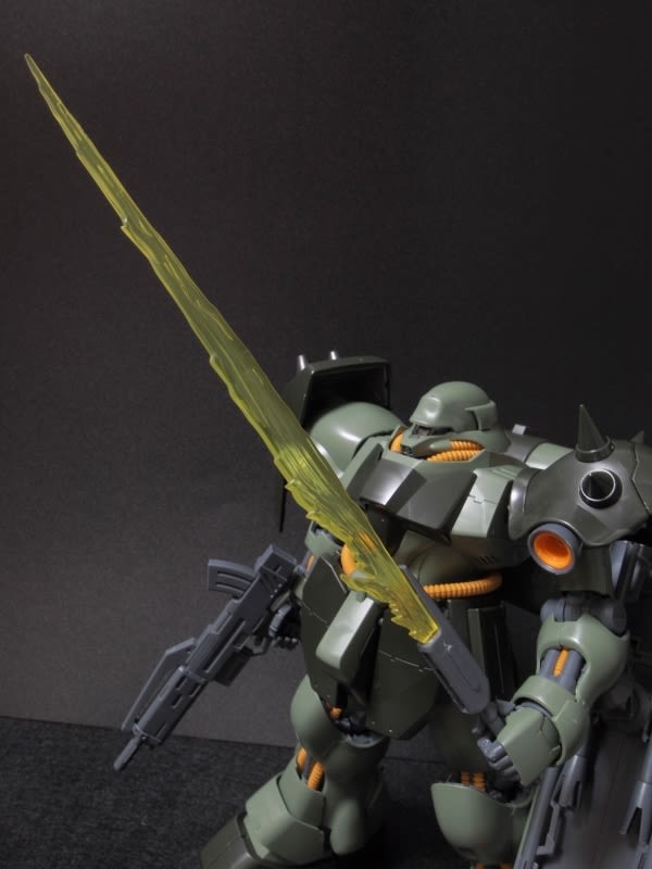 MGギラ・ドーガ素組みレビュー - 仁ちゃん家 ～ガンプラ作りたい