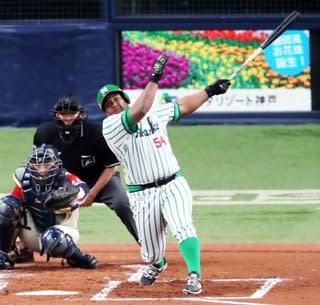 ホークス復帰の川崎宗則が1軍合流!昇格初戦で1安打。 - 日刊 ホークス復帰の川崎宗則が1軍合流!昇格初戦で1安打。 - 日刊