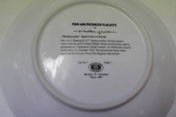 パンナム絵皿PAN AM PIONEER FLIGHTS