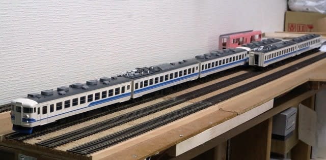 475系新北陸色入線 - 80分の1丁目16番地