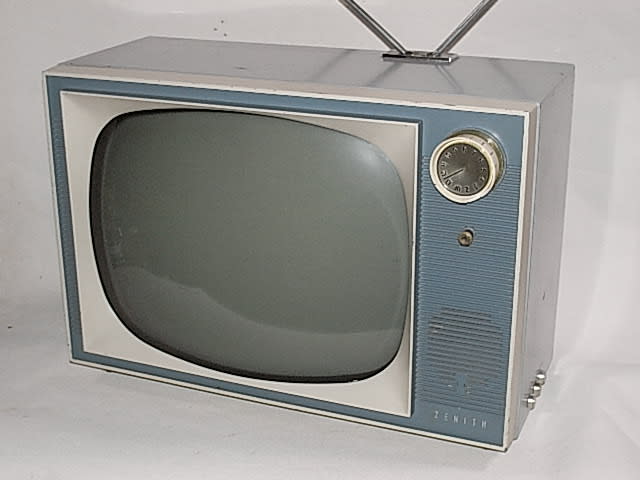 Zenith, D1810B 17インチ、真空管式白黒テレビ (1960) - テレビ Zenith, D1810B 17インチ、真空管式白黒テレビ (1960) - テレビ