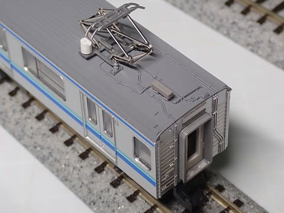 未更新車にしています。TOMIXのりんかい線 70-000形（旧製品）の