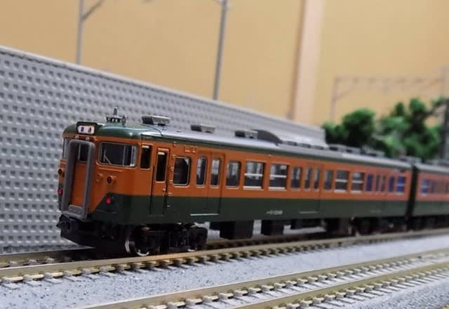 TOMIX 92710/92711/92712 113系2000番台 15両