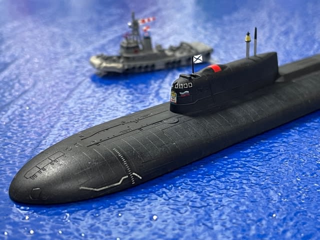 タミヤ】1/700 ロシア海軍 原子力潜水艦 オムスク K-186 タミヤ】1/700 ロシア海軍 原子力潜水艦 オムスク K-186