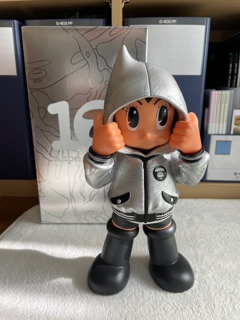 A BATHING APE x 鉄腕アトムの見事なコラボフィギュア! - blue A BATHING APE x 鉄腕アトムの見事なコラボフィギュア! - blue