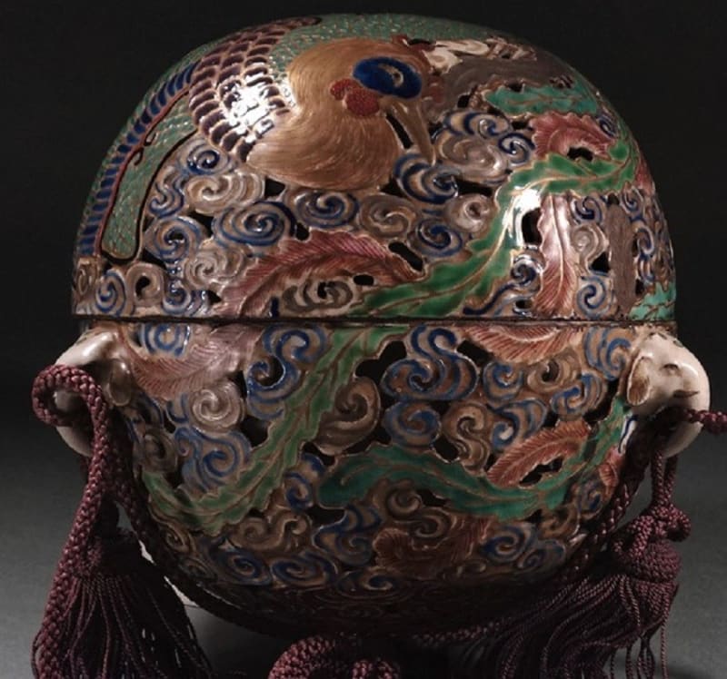 氏素性の解らぬ作品 古清水焼? 色絵透彫鳳凰文象耳吊香炉 - 夜 氏素性の解らぬ作品 古清水焼? 色絵透彫鳳凰文象耳吊香炉 - 夜
