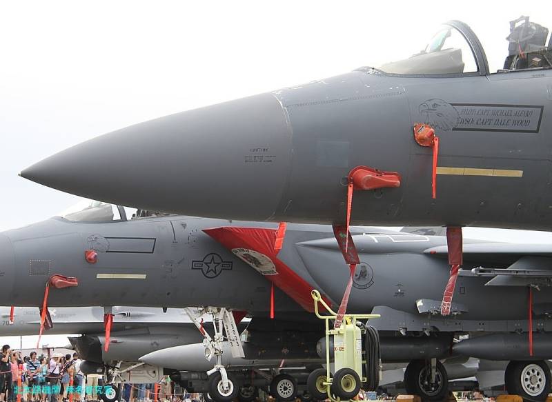 防衛情報】アメリカ空軍F-22戦闘機の動静とフランスE-3F早期警戒