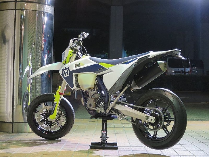 Husqvarna FE250-SMR 2021MODEL 鍛造ホイール仕様 - Rider's