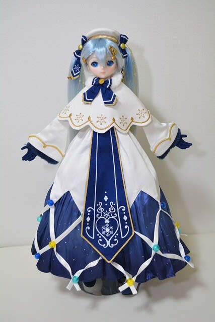 ドール DD用雪ミク衣装2021「Glowing Snow」セット レビュー ドール DD用雪ミク衣装2021「Glowing Snow」セット レビュー