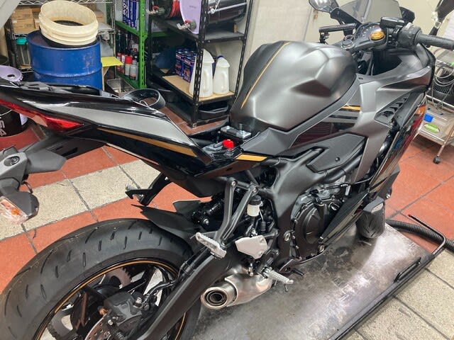2022/1/8◇Ninja ZX-25R SE!納車整備開始ですっ(^ω 2022/1/8◇Ninja ZX-25R SE!納車整備開始ですっ(^ω