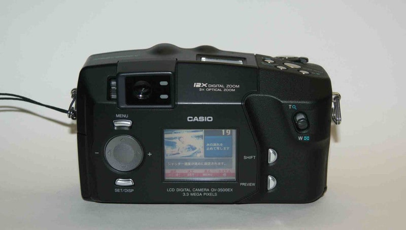 2025 お歳暮【公式】 - 人気ブランド QV-3500EX CASIO BESTSHOT・CANON 出張所 乾電池の画像集 - LENS搭載 デジタルカメラ