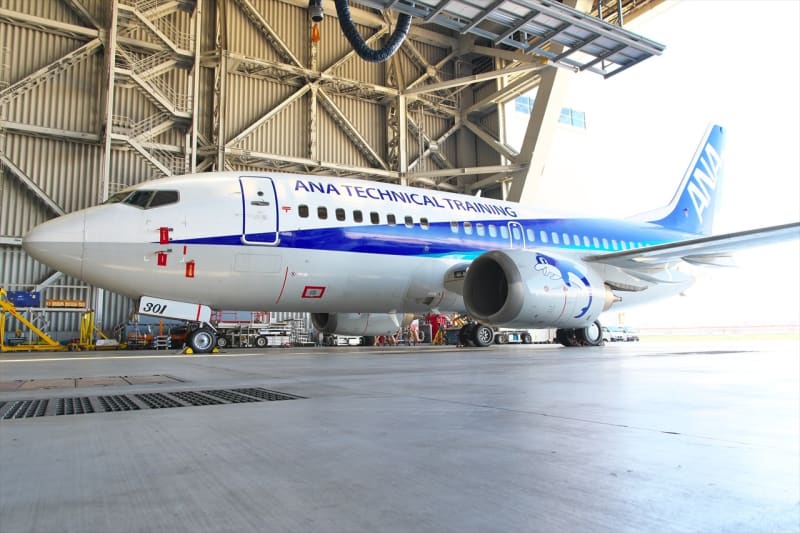 ➀ 1/400 ANA B737-54K JA301K スーパードルフィン - メルカリ