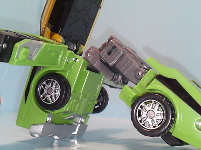 TFギャラクシーフォース デラックスクラス ダウンシフトを