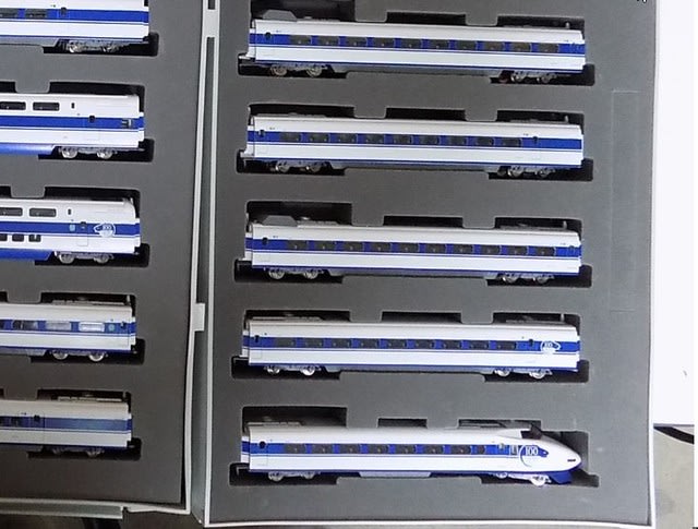 TOMIXの92929 JR さよなら100系東海道新幹線セットを