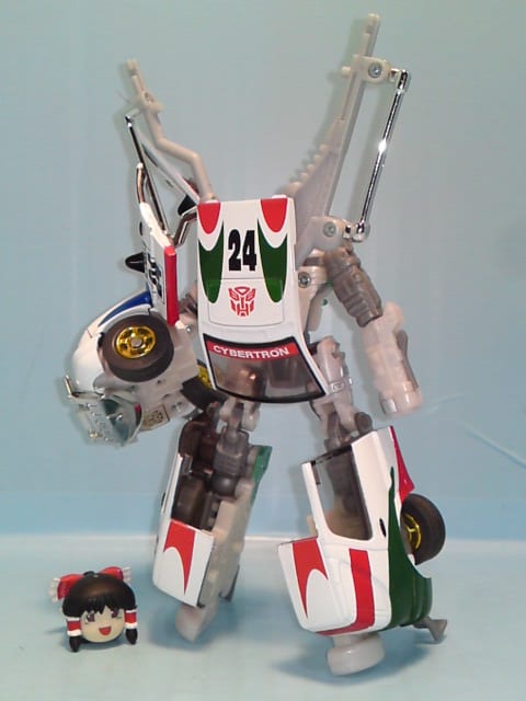 TFカーロボット デラックスクラス スーパーワイルドライドを TFカーロボット デラックスクラス スーパーワイルドライドを