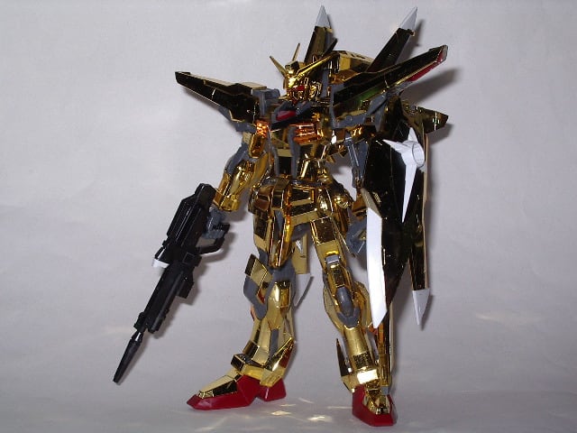 1/100 アカツキガンダム(オオワシパック・シラヌイパックフル 1/100 アカツキガンダム(オオワシパック・シラヌイパックフル