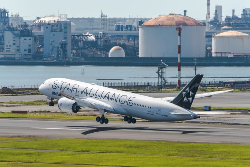 初!ANA、スターアライアンス塗装のB787-9 (10月7 初!ANA、スターアライアンス塗装のB787-9 (10月7