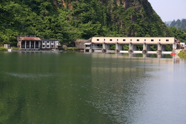 魚沼】「ダムカード配布」と「ダム見学」のご案内（破間川ダム