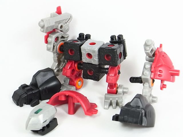人工機械獣群 08 - 大きな世界の小さな部屋