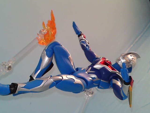 ULTRA-ACT ウルトラマンネクサス【ジュネッスブルー】をゆっくり