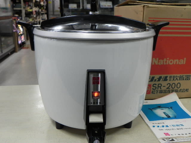 ナショナル 初代?自動保温式炊飯器SR-200 奇蹟の新品未使用品