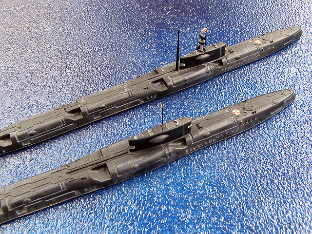 ソビエト海軍ミサイル潜水艦 エコーII型 (2隻入) 船体クリア成型