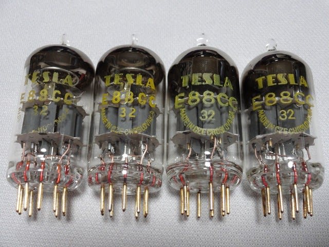 掘り出し物を手に入れました。~E88CC TESLA金足 交換球として 掘り出し物を手に入れました。~E88CC TESLA金足 交換球として