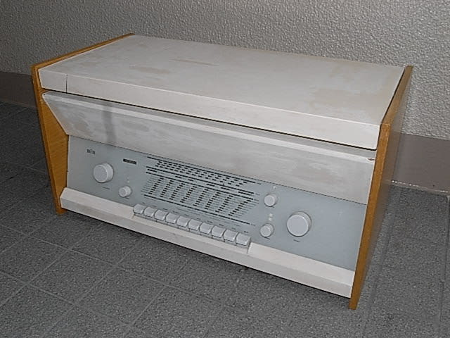 BRAUN, Atelier 1-7 + L1 (1957?, Design : Dieter Rams BRAUN, Atelier 1-7 + L1 (1957?, Design : Dieter Rams