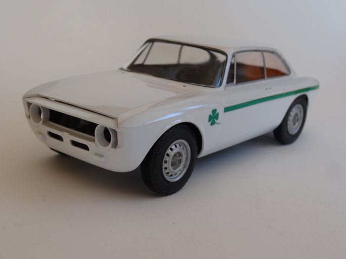 1/24 GUNZE ALFA ROMEO GIULIA 1300 GTA Jr. 製作開始