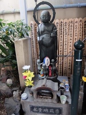 138東京都北区の石造物-11c-豊島2、3、4丁目 - 石仏散歩