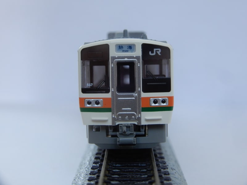 KATO 211系5600番台+313系2600番台(東海道本線) 6両セット 入線 KATO 211系5600番台+313系2600番台(東海道本線) 6両セット 入線