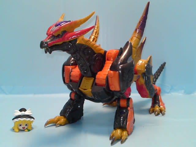 TFギャラクシーフォース ウルトラクラス フレイムコンボイを