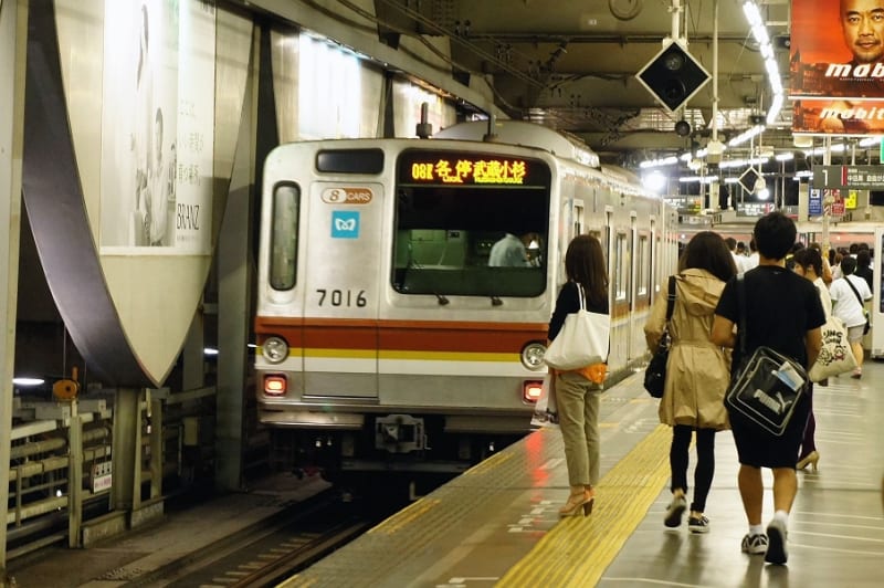 東急東横線渋谷駅に東京メトロ7000系がいた件。そして
