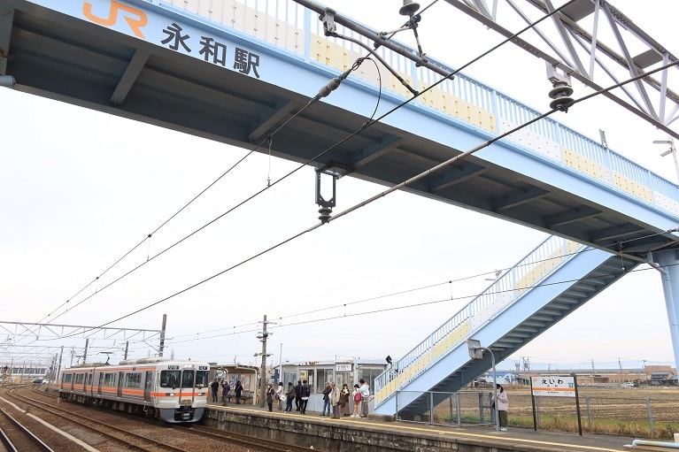 関西本線普通列車 dd51を追い越し 永和駅下車 2020年2月 ポニーさんの街ブラと撮り鉄 ポニ夢中 ぬる鉄紀行 関西本線普通列車 dd51を追い越し 永和駅下車 2020年2月 ポニーさんの街ブラと撮り鉄 ポニ夢中 ぬる鉄紀行