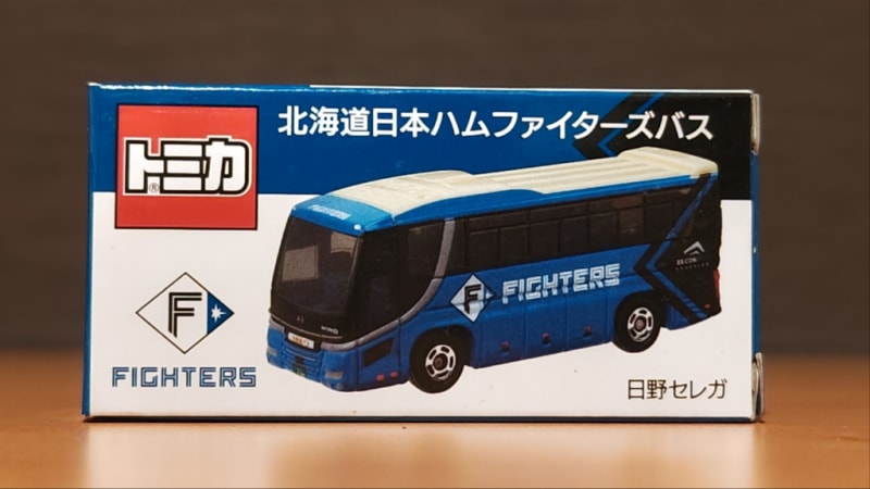 トミカ 北海道日本ハムファイターズバス - QUONのT＆B Circle