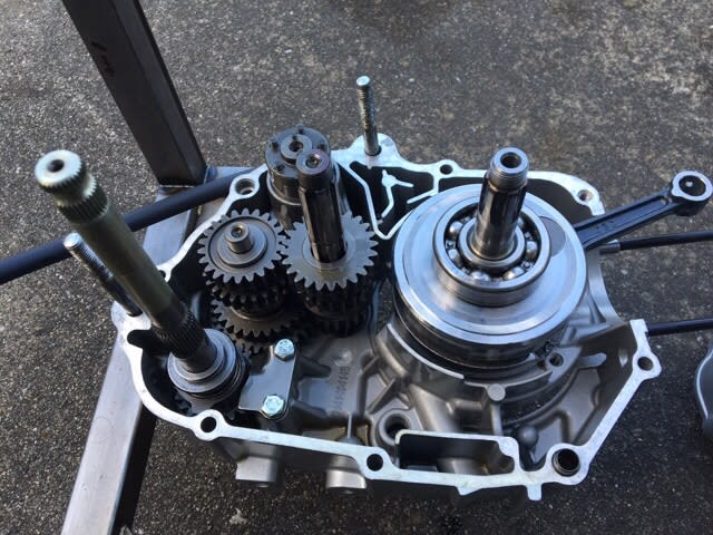 GPX125エンジンのオーバーホール その1 - 南信州のりもの倶楽部♪ GPX125エンジンのオーバーホール その1 - 南信州のりもの倶楽部♪