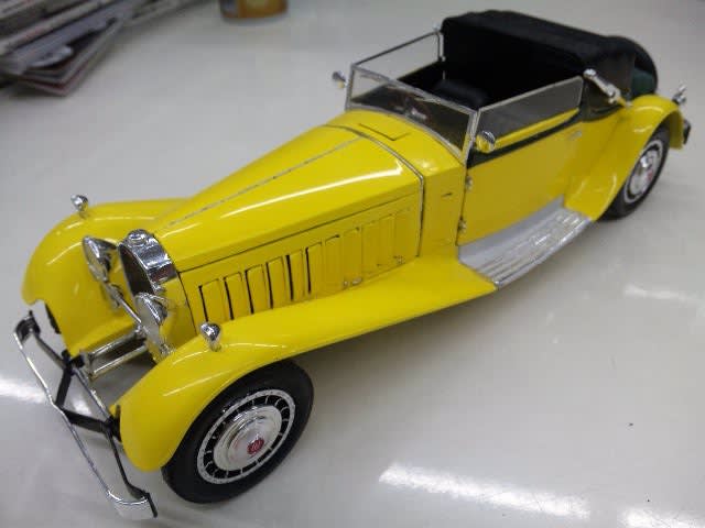 プラモデルリンドバーグ 1/24 1931ブガッティ ロイヤル ビクトリア