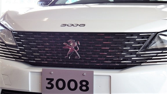 NEWプジョー3008 フロントグリル