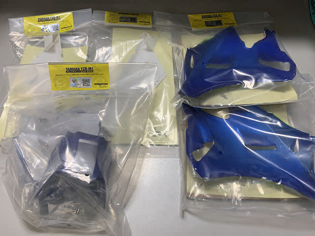 ❗️美品　毎日〜1000円値下げ❗️YAMAHA YZR バレンティーノロッシモデル Amazon | ixo MODELS 1:18 YZR-M1 No.46 バレンティーノ ロッシ