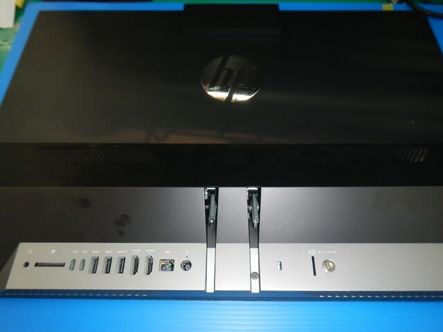 HP Pavilion All-in-One 24 分解 - 横浜パソコン修理・廃棄のPC HP Pavilion All-in-One 24 分解 - 横浜パソコン修理・廃棄のPC
